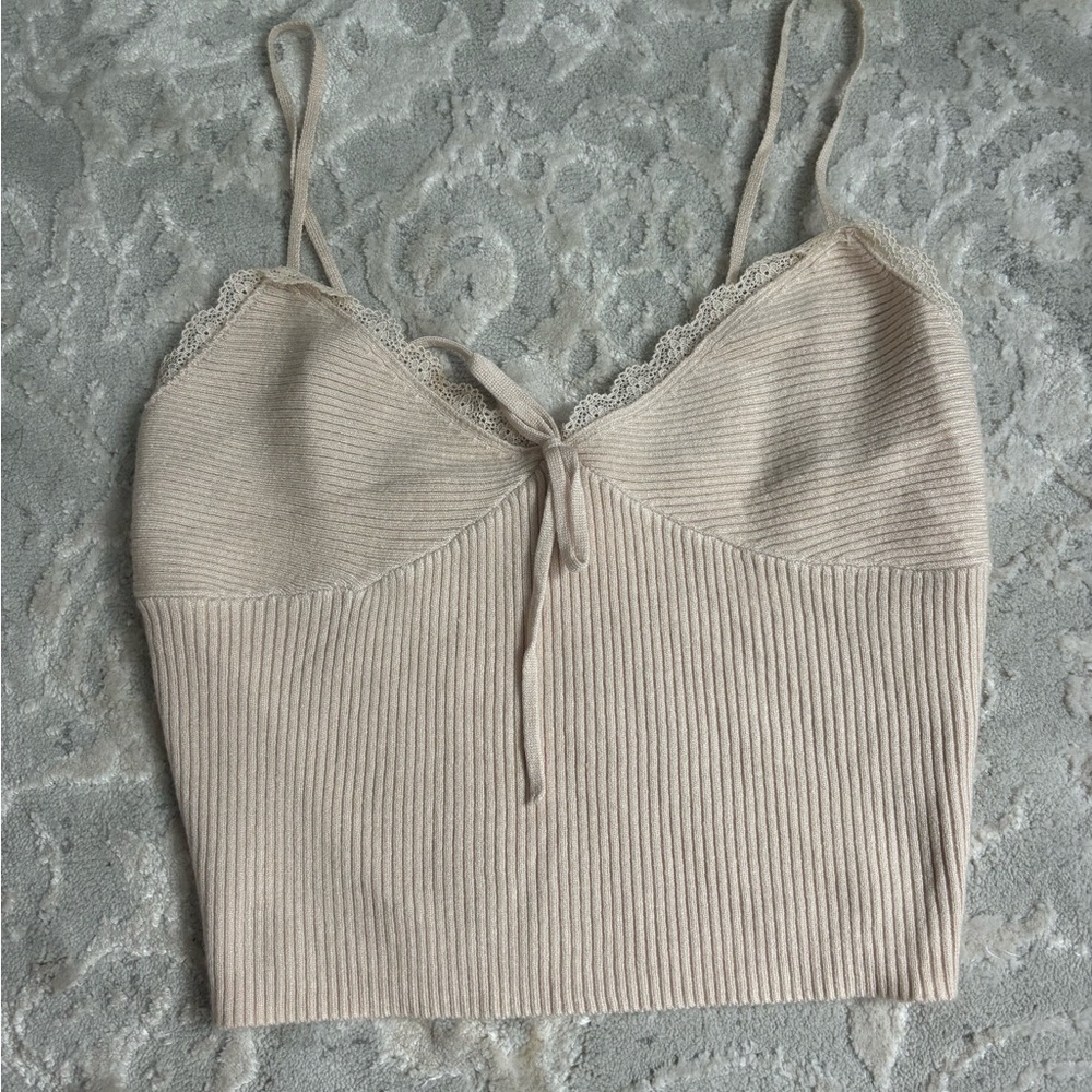 XS L.A. Hearts Pacsun cropped cream tank top only worn once
